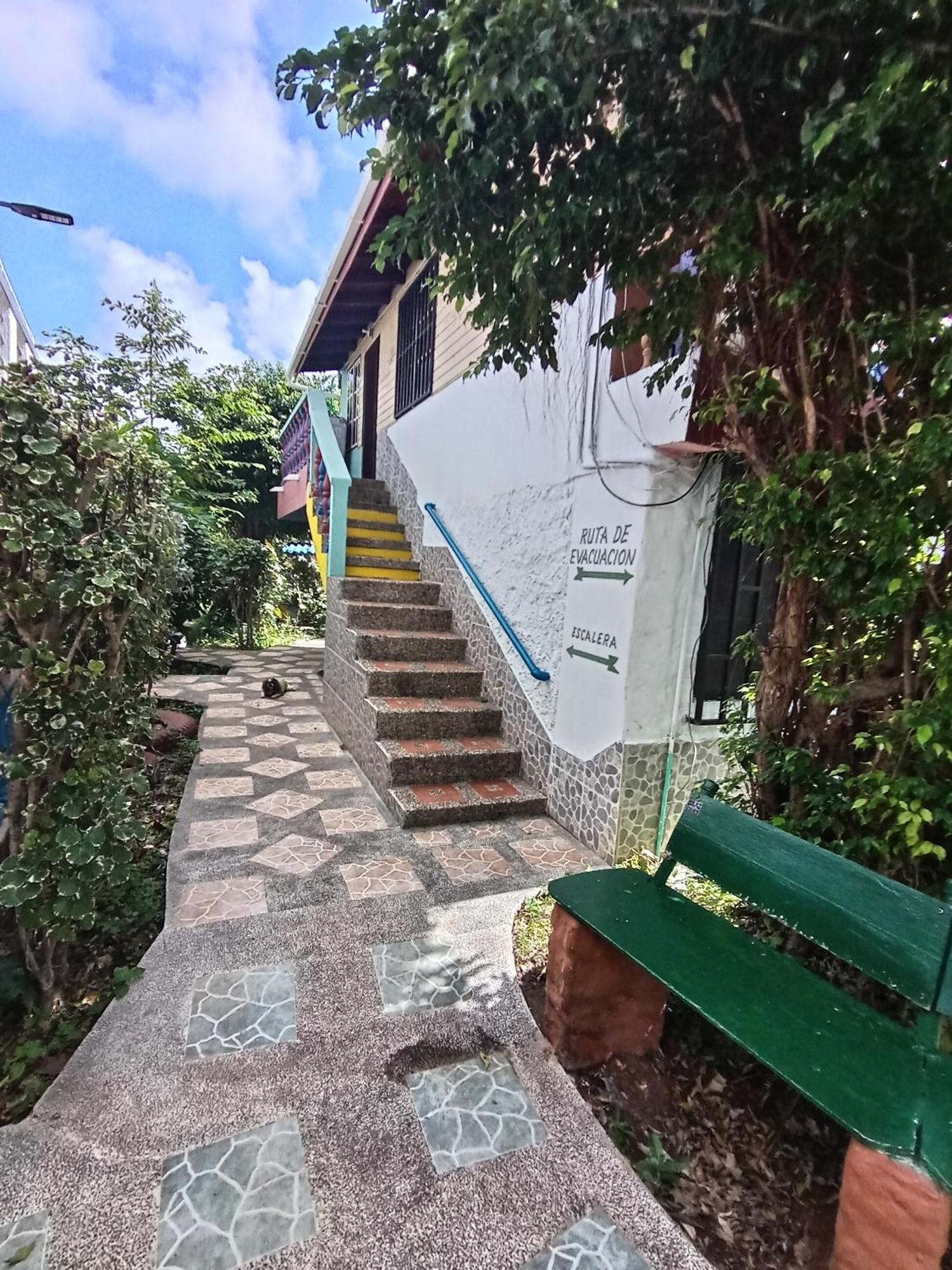 Hospedaje Turistico Angula Place San Andrés Esterno foto